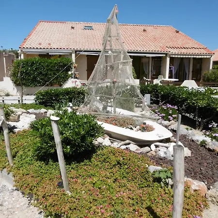 Charmante Climatisee 4 Pers, Terrasse, Parking, Proche Et Port - Fr-1-798-48 Villa