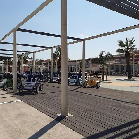Charmante Climatisee 4 Pers, Terrasse, Parking, Proche Et Port - Fr-1-798-48 Βίλα Leucate